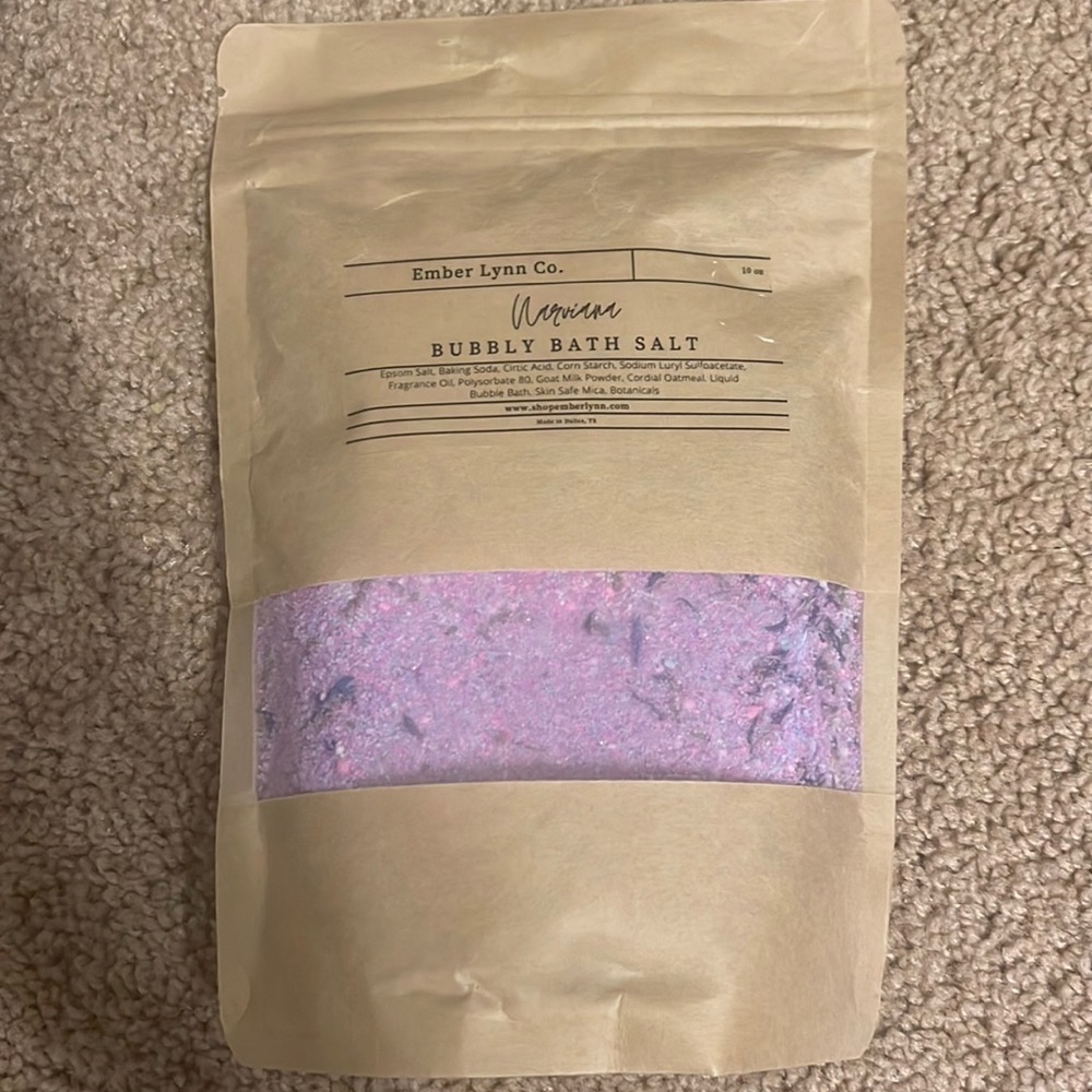 Bubbly bath salts